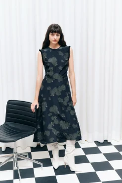 Baum und Pferdgarten ATINA DRESS | Forest Night Rose Online