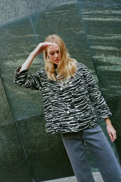 Baum und Pferdgarten BESSIE JACKET | Black Whisper Zebra Clearance