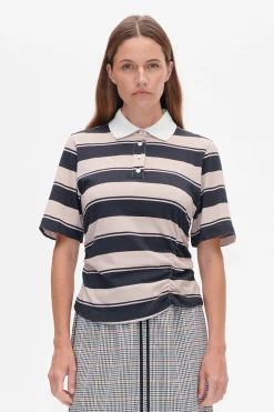 Baum und Pferdgarten Judite top from | Savannah Football New