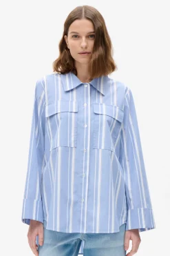 Baum und Pferdgarten Milo Shirt from | Breezy Blue Stripe Fashion